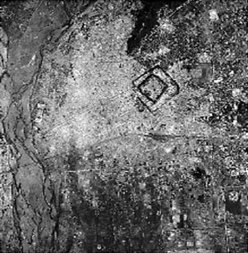 大空襲翌日に米軍が空撮した静岡市中心部